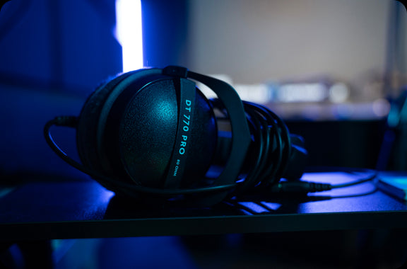 image of headphones you can use in transcend podcast studio